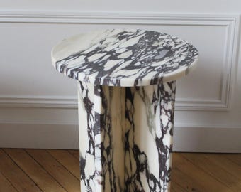 Handmade Round Calacatta Viola Marble Table | With x Design Leg | Natural Accent | (Customisable)