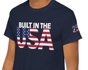 Distressed American Flag T-Shirt – Vintage Patriotic Tee