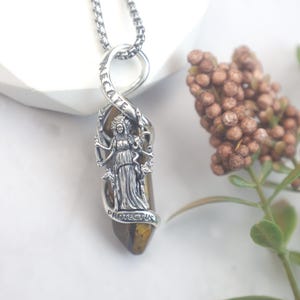 Hecate Triple Moon Necklace – 925 Sterling Silver Tiger’s Eye Wiccan Amulet