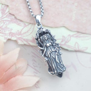 Hecate Triple Moon Necklace – S925 Sterling Silver Black Crystal Pendant – Wiccan Pagan Witch Goddess Jewelry – Spiritual Gift for Women