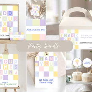 Op de afbeelding: Een feestpakket met pastelkleurige ontwerpen. Inclusief een ingelijst bord met "Add Your Text Here", een kleine kaart, een geschenkdoos, een bord met "Four Times Fun", een label met "Thank You" en cupcake toppers. Het thema is een verjaardagsfeest.