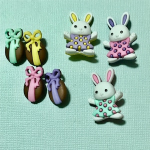 Bunny Hop Novelty Plastic Buttons Sewing supplies/Party Favors/Easter Egg Hunt Decoration/Scrapbook/Doll making/Cupcake toppers/Card making