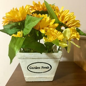 Sunflower Floral Arrangement/Sunflower Rustic Basket Centerpiece Decor/Sunflower Farmhouse Kitchen/Spring Floral  Farmhouse Centerpiece