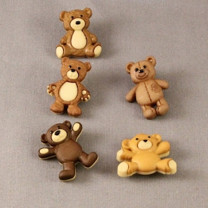 Stuffed With Love  Novelty Plastic Buttons/ DIY Sewing craft supplies/Party Supplies/Bears Buttons/Doll making/Card making/cupcake toppers