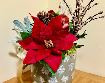 Santa'S Coffee Cup Floral Arrangement/Christmas Ornament/Christmas Floral Decor/OOAK Xtmas Floral Arrangement/Poinsettia Floral Centerpiece