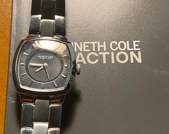 Ladies Kenneth Cole Reaction Silver Tone Black Dial Analog Watch /vintage silver wristwwatch quartz movement /model KC4655