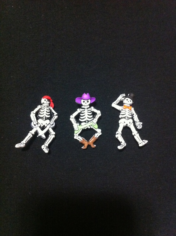 Halloween Skeletons  Plastic Buttons/Sewing supplies/DIY craft supplies/Novelty Buttons/Party Supplies/Kids craft supplies/spooky buttons
