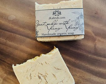 Mydło z mleka koziego z ylang-ylang | Delikatne mydło ręcznie robione do skóry wrażliwej | Naturalna kostka nawilżająca
