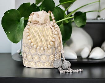 Gold Embroidered Potli Bag – Bella Wedding & Diwali Gift, Indian Bridal Net Purse, Elegant Party Clutch