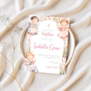 Rosa Aquarell Taufeinladungskarte für Baby Mädchen | Thema Engel | Bearbeitbare Canva Vorlage | Taufeinladung | Baby-Engel-Thema