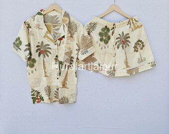 Cotton Floral Pajama Set: Women's Short Sleeve Sleepwear