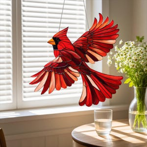 Adorno de cardenal de vitral pintado a mano / Pájaro para ventana / Atrapasueños de vidrio rojo / Decoración para el hogar inspirada en la naturaleza