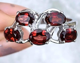 Oval Rubin Sterling Silber Ring: Rotes Edelstein Band, 5 Stück Edelstein, Schmuck für besondere Anlässe.