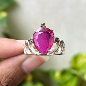 Bague en argent rubis, jonc avec rubis, bague pour occasions spéciales, faite main avec rubis, cadeau d&#39;anniversaire ou d&#39;anniversaire parfait pour elle.