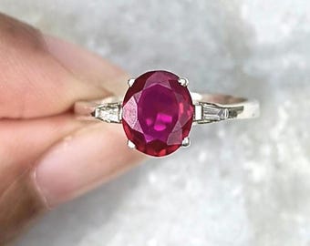 Unisex Rubin Silberring: Poliertes Sterling Silber, eleganter Schmuck für jeden Tag, Juli Geburtsstein.