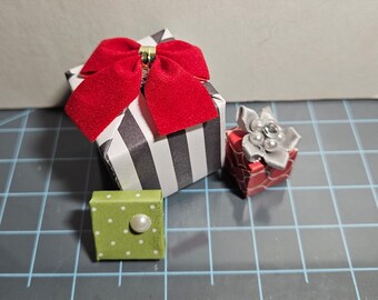 Decoraciones navideñas para casa de muñecas, juego de 3