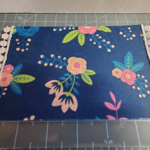 Miniature 1:12 scale floral area rug, 4x6
