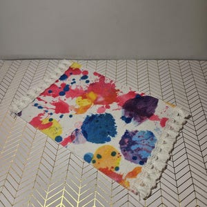 Miniature large 4x6 rug, abstract paint splatter with fringe tassles, 1:12 scale