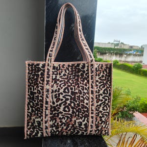 Handmade Quilted Cotton Tote Bag: Eco-Friendly Reusable Shopping Bag