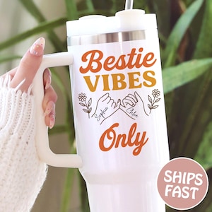 Custom Best friend 40oz tumbler with handle, Best friend tumbler, Retro Bestie tumbler, Bestie cup, Bestie tumbler, BFF cup,Bestie vibes cup