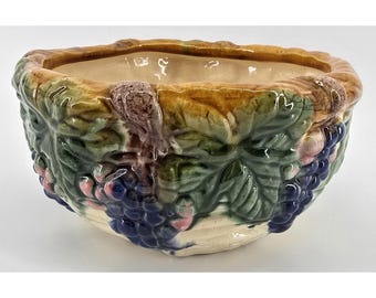 Macetero/Centro de mesa vintage de los años 90 estilo mayólica con forma de racimo de uvas, 20 cm de diámetro.