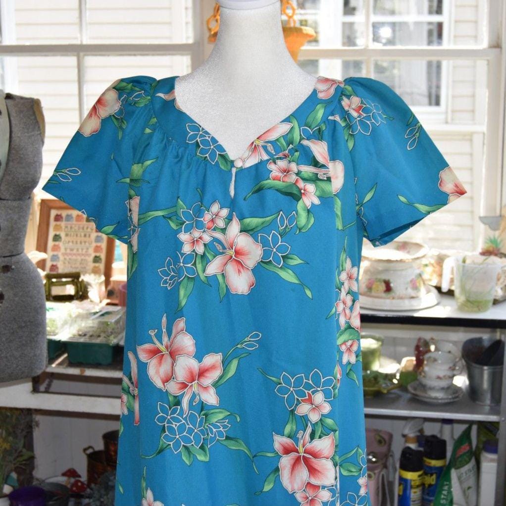 Vintage Hilo Hattie Hawaii II Muumuu Dress M Blue Floral Hawaiian Maxi ...