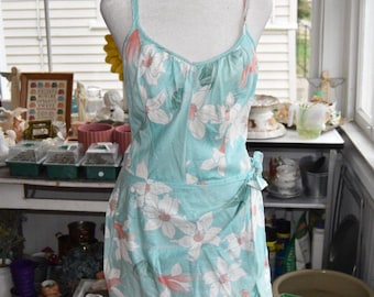 Combishort hawaïen vintage Sun Fashions Combi-short cache-cœur floral M Hawaii