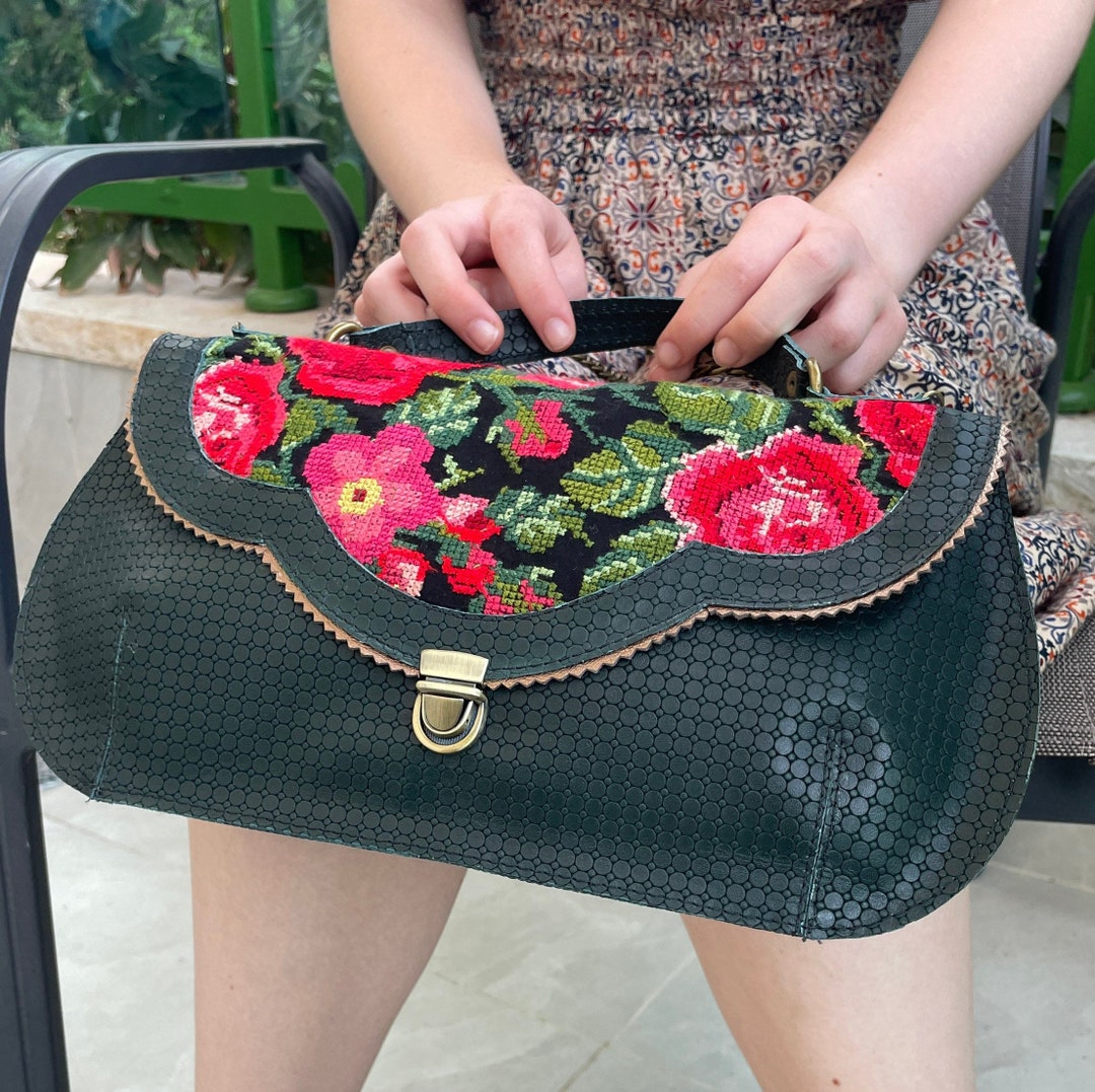 Dark Green Purse With Roses Neeedlepoint Etsy