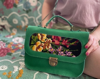 Green leather handbag with floral vintage needlepoint, Handmade leather handbag for wome, unique Green crossbody purse