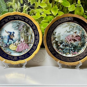 Set of 2 collector&#39;s plates in Limoges porcelain, France - gallant scene / gift idea