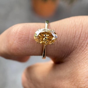 3CT Oval Cut Brown Moissanit Diamant Verlobungsring | 10/14 / 18K Solid Gold Doppelklaue Minimalistischer Ehering | Den täglichen Verschleiß Ring für sie
