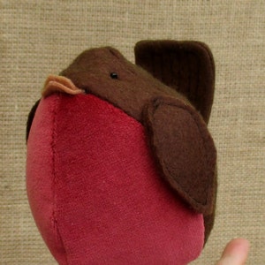 Boss Robin soft toy sewing pattern.    PDF christmas robin pattern