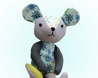 Memory keepsake mouse sewing pattern.  Patchwork huggable.
