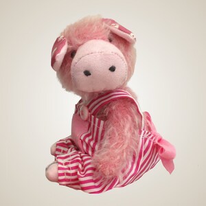 Tilly Piggy soft toy sewing pattern.    5" piglet printed pattern