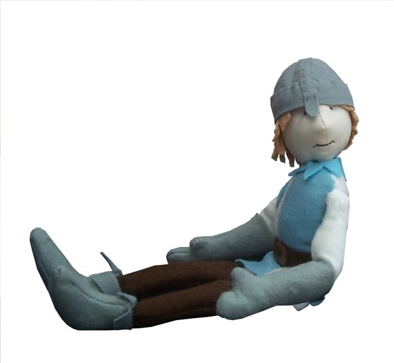 12 inches high Knight soft toy sewing pattern Sir Cloth by pcbangles