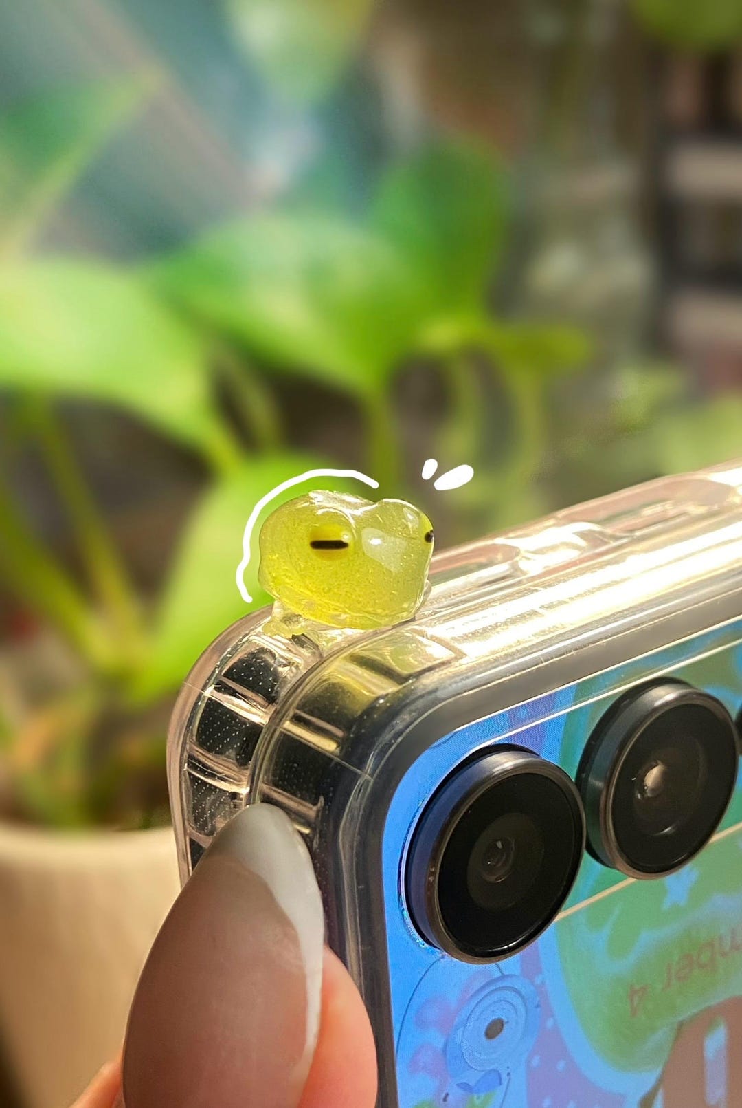Tree Frog Phone Charm, Hipper, Clear Translusent Green Frog Decor