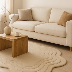 Hand-Tufted Wool Rug: Modern Wavy Edge, Sculpted Texture