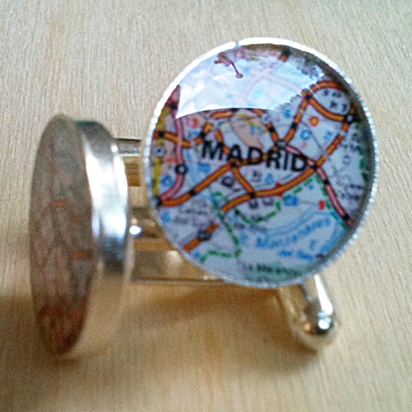 Madrid Map CuffLinks - Cuff Links Customized with Map - Memories for Dad, Grandpa, Best Man, Groomsmen