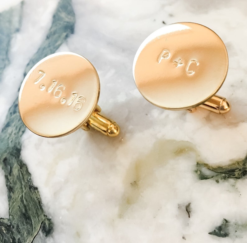 Men With Style Groomsmen Gift Father of Groom Monogram Wedding Groom Custom Cuff links Personalized Cuff Links Gold Silver Copper