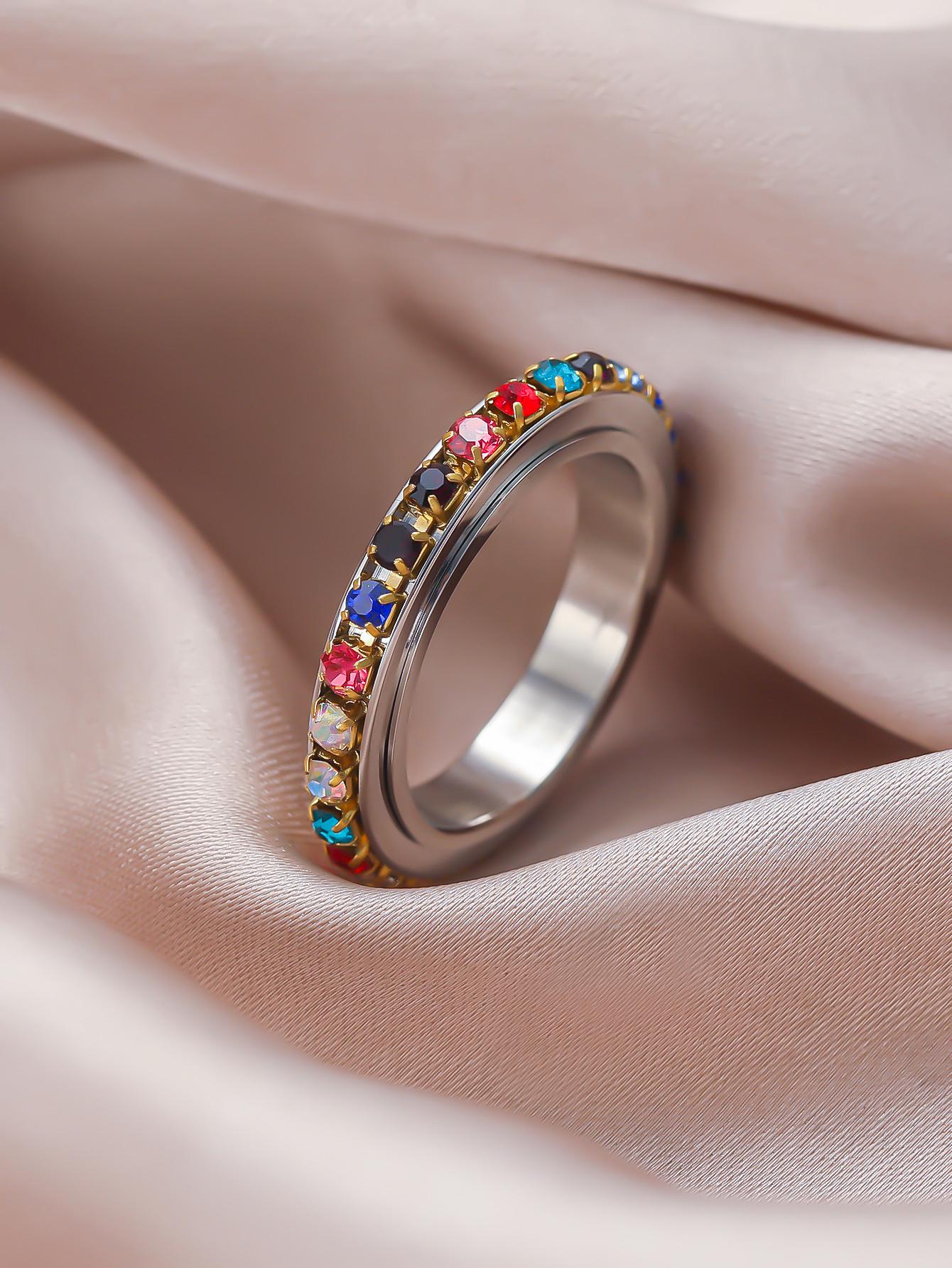 Anillo giratorio de chakras para mujer: anillo antiestrés arcoíris para meditación, anillo antiansiedad con cristales de colores para aliviar el estrés y equilibrar la energía.