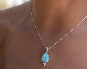 Collar de lágrima de larimar, labradorita y piedra lunar ~ Plata esterlina ~ Dije ~ Capas ~ Minimalista ~ Delicado