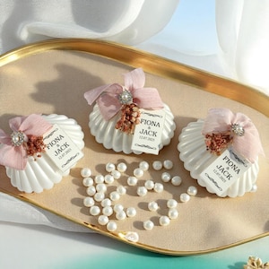 Sea Shell Handmade Candle Favors, Oyster Candle Box Decorated with Pearls, Personalized Wedding Candle Favors, Bride Shower Favors