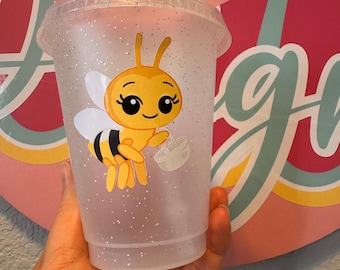 Cute Bee Glitter Cold Cup – Personalized Reusable Cup with Straw