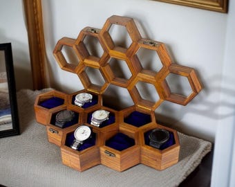 Trä hexagon klockdisplaylåda: Sammetsfodrad bikakebeklädd klockorganisatör