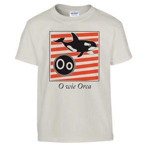 O es para Orca (Camiseta ABC) Camiseta clásica de cuello redondo para niños | Gildan® 5000B