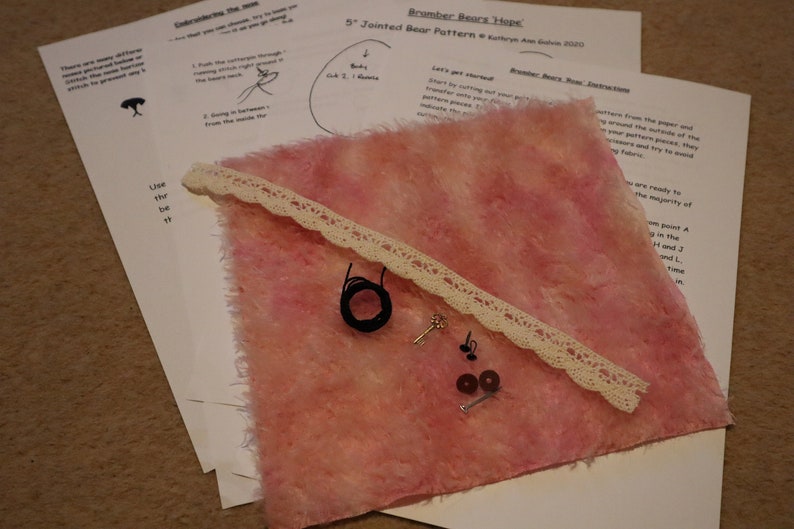 Complete Kit to make your own 5 Jointed Bear 'Rosa' Bramber Bears Hand dyed Mohair zdjęcie 3