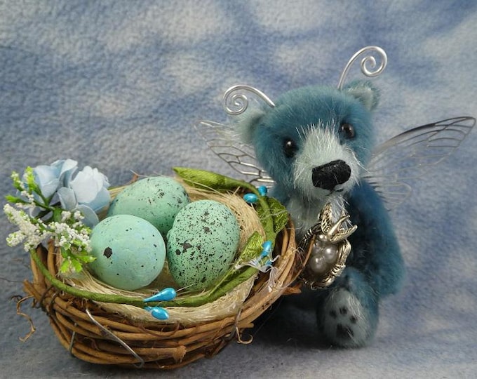 3" Beautiful Tiny Miniature Artist Easter Fairy Bear * Bramber Bears * Rowan