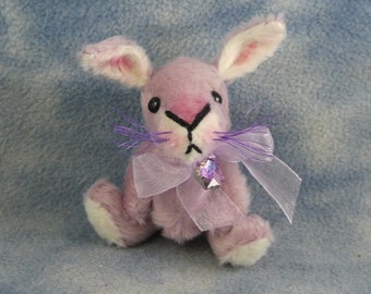 4" Miniature Artist Bunny Rabbit Bear * Bramber Bears * Mia