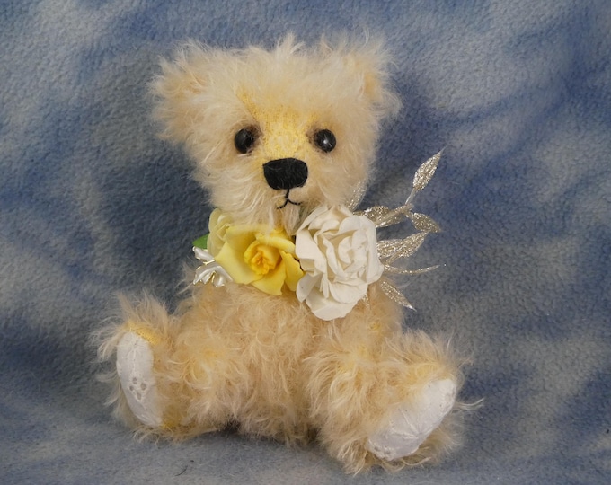 Amelia 6" OOAK Sweet Pretty Mohair Artist Spring Bear by Bramber Bears