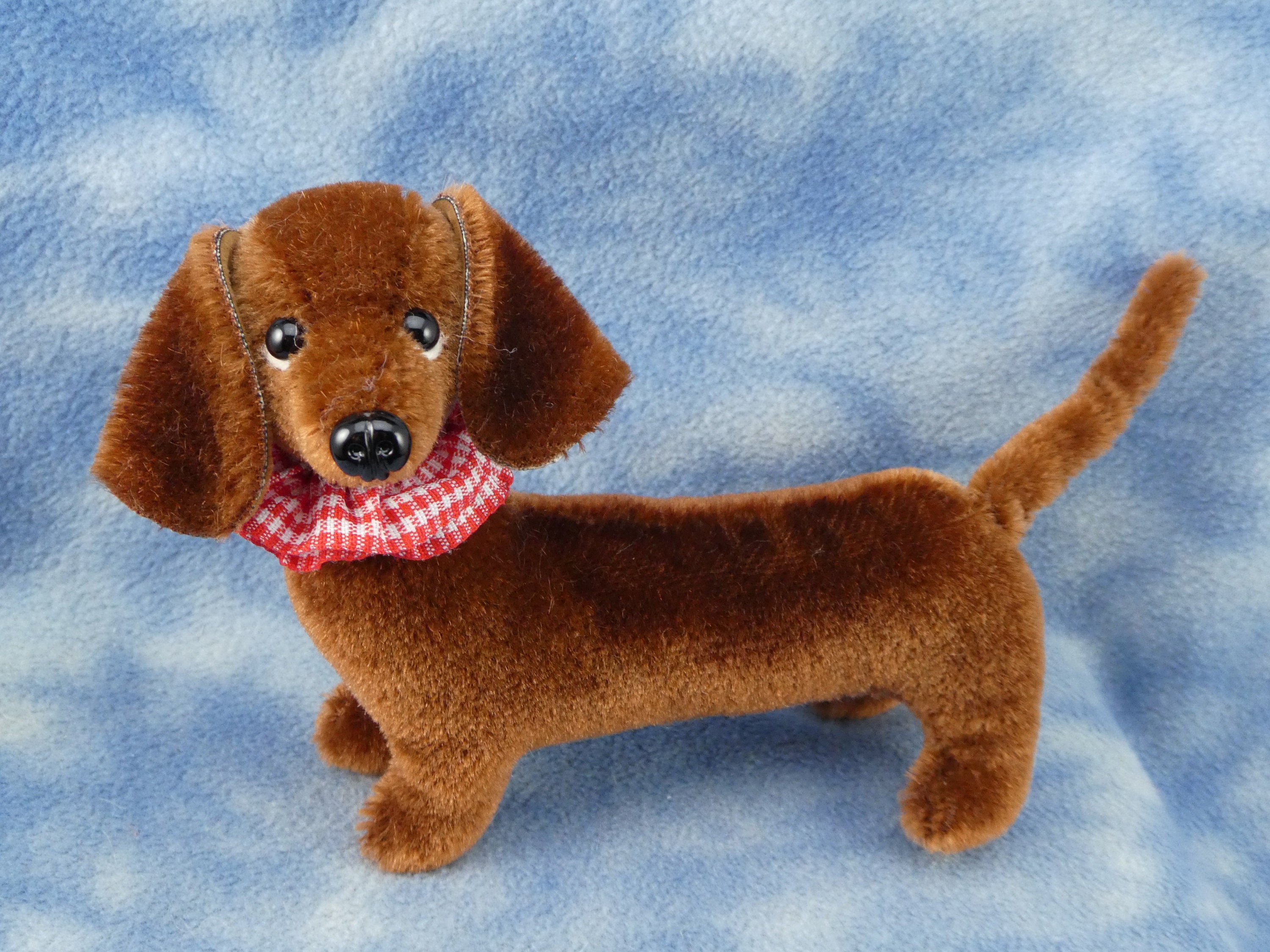Custom made Miniature Smooth Dachshund 4.5 Mohair Dog Soft Sculpture Artist Bear Bramber Bears